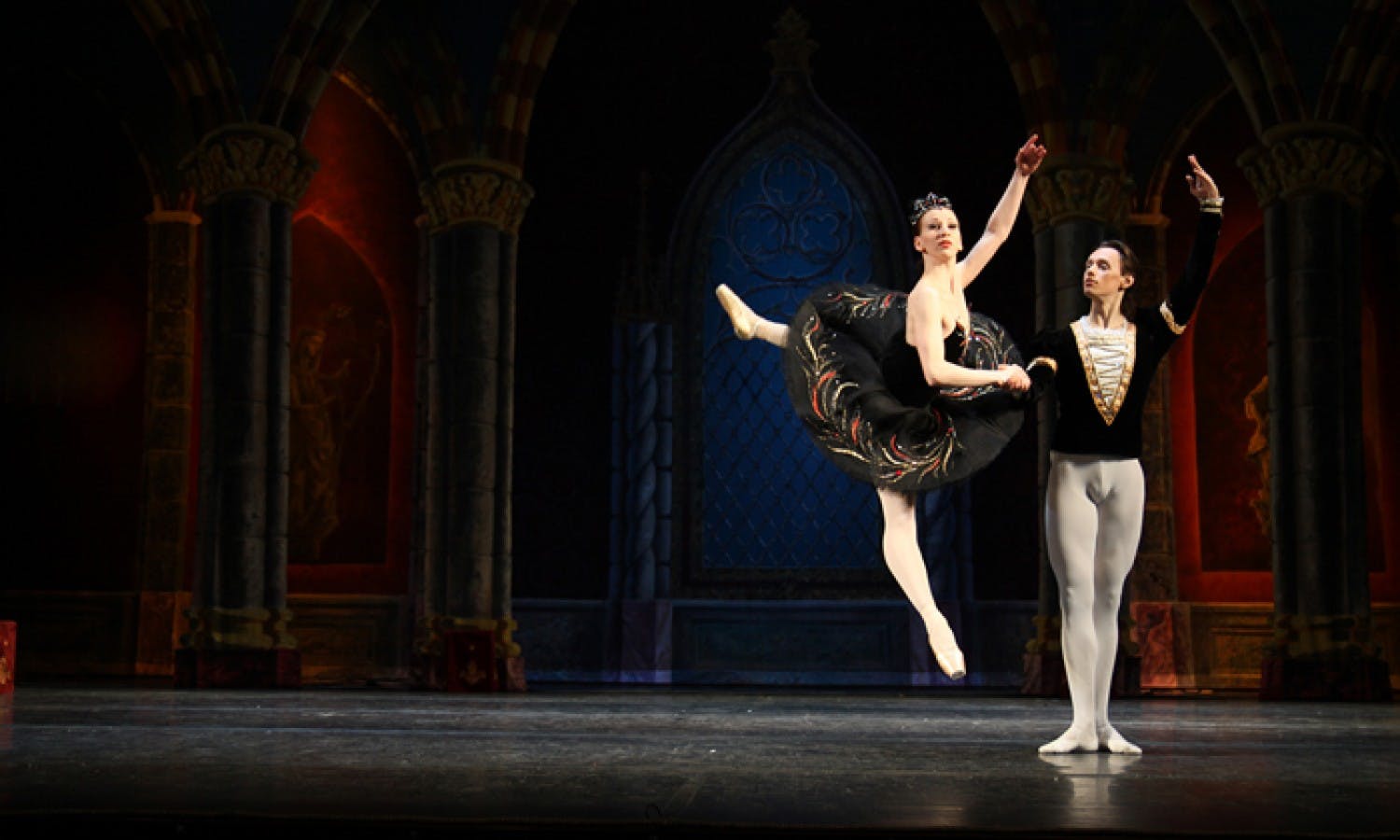 St Petersburg: Swan Lake Ballet at the Hermitage Theater-3