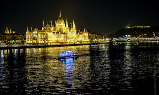 New Year cruise in Budapest with Hungarian dinner-2