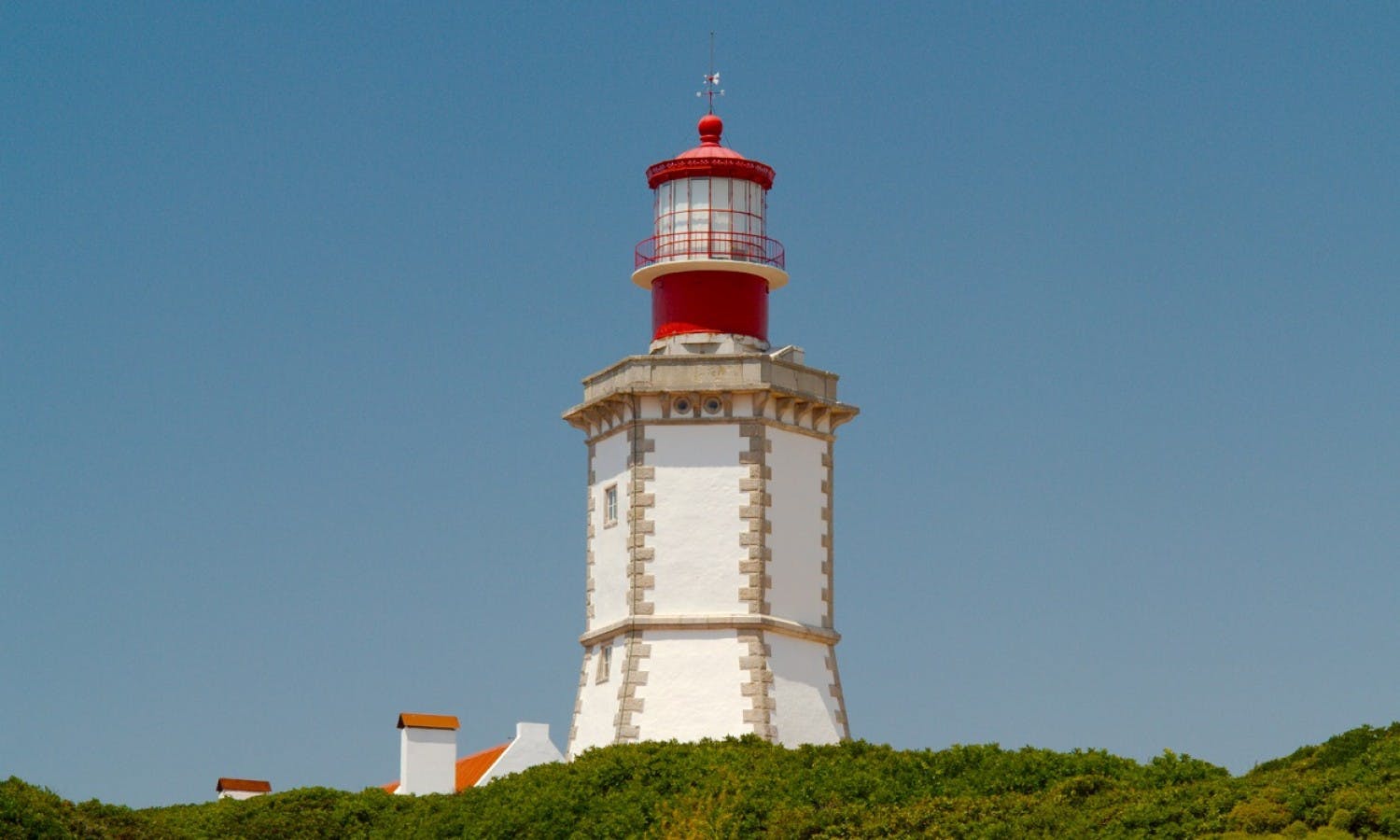 Cape Espichel Portugal.jpg