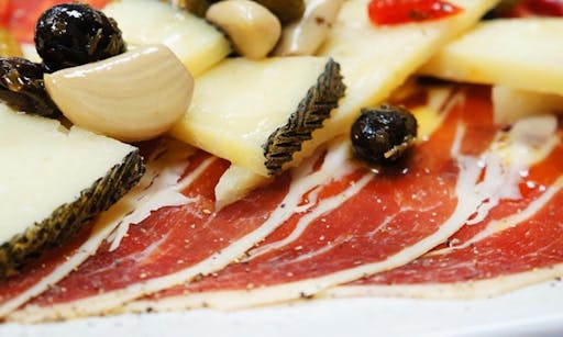 Tapas and wine tour Malaga 2.jpg