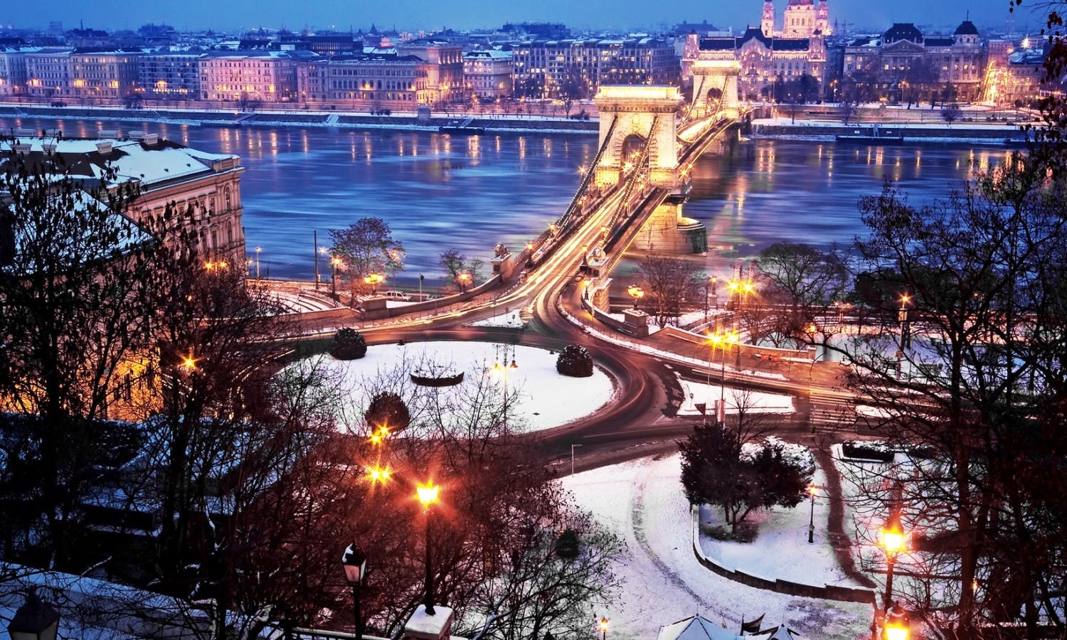 Budapest Christmas cruise december.jpg