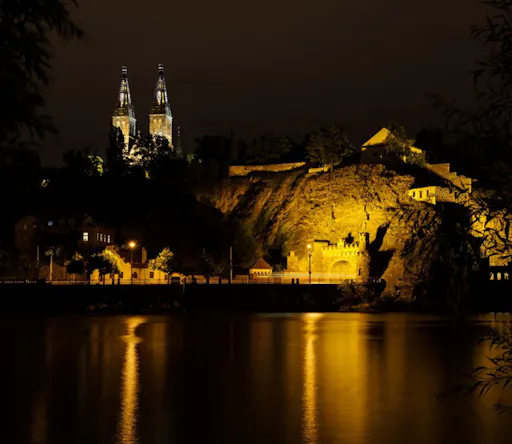 Prague dinner cruise with music-7