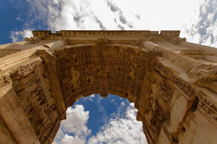 Arch of Constantine3.jpg