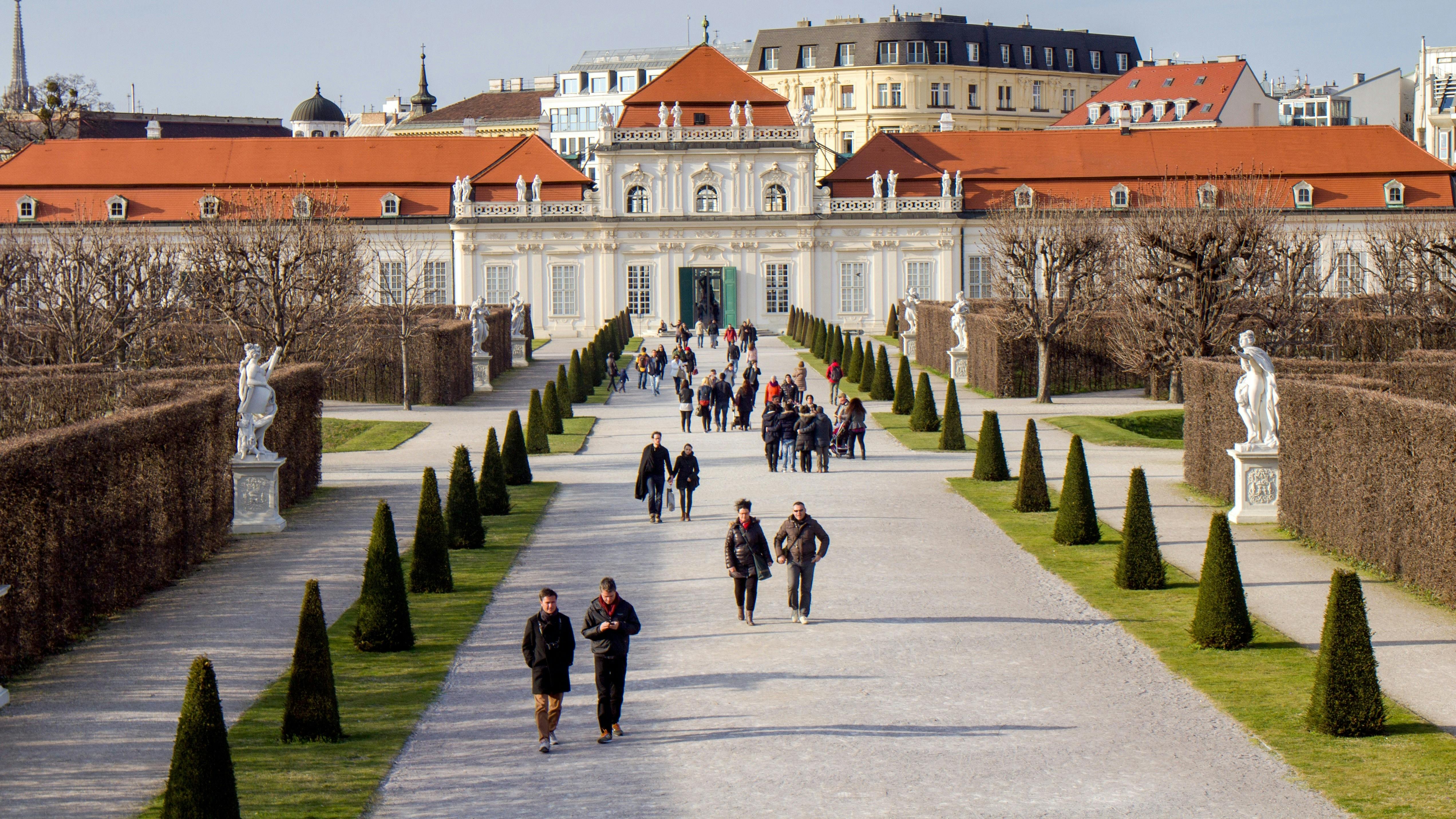 Vienna castle.jpg