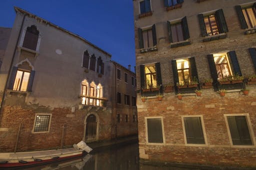 mystery-tour_venice.jpg