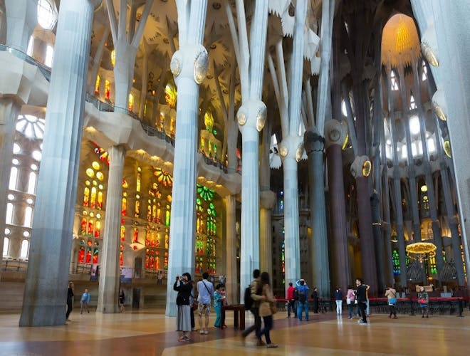 Sagrada Familia Barcelona 3.jpg
