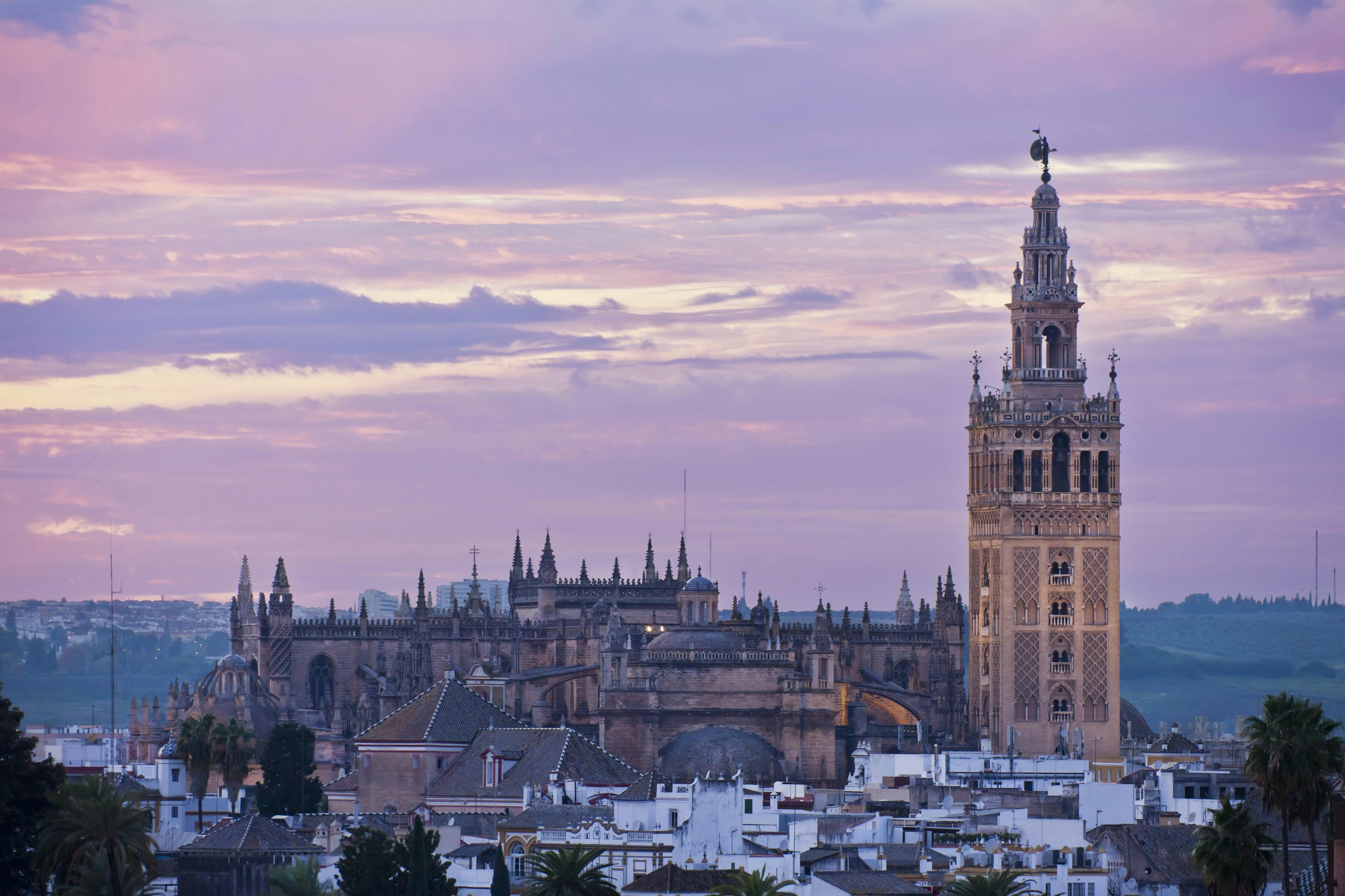 Private walking tour in Seville city center-2