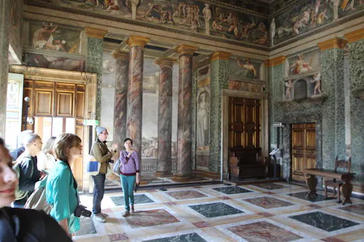 Farnese Gallery small group tour-1