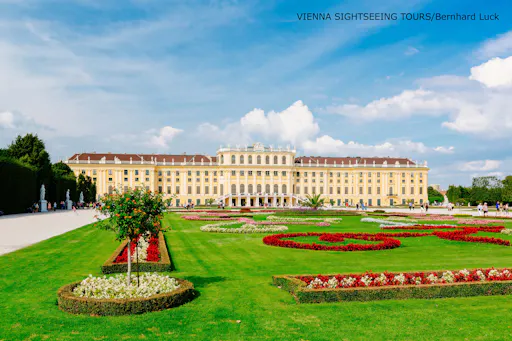 Vienna Schönbrunn Palace and city tour 2.jpg