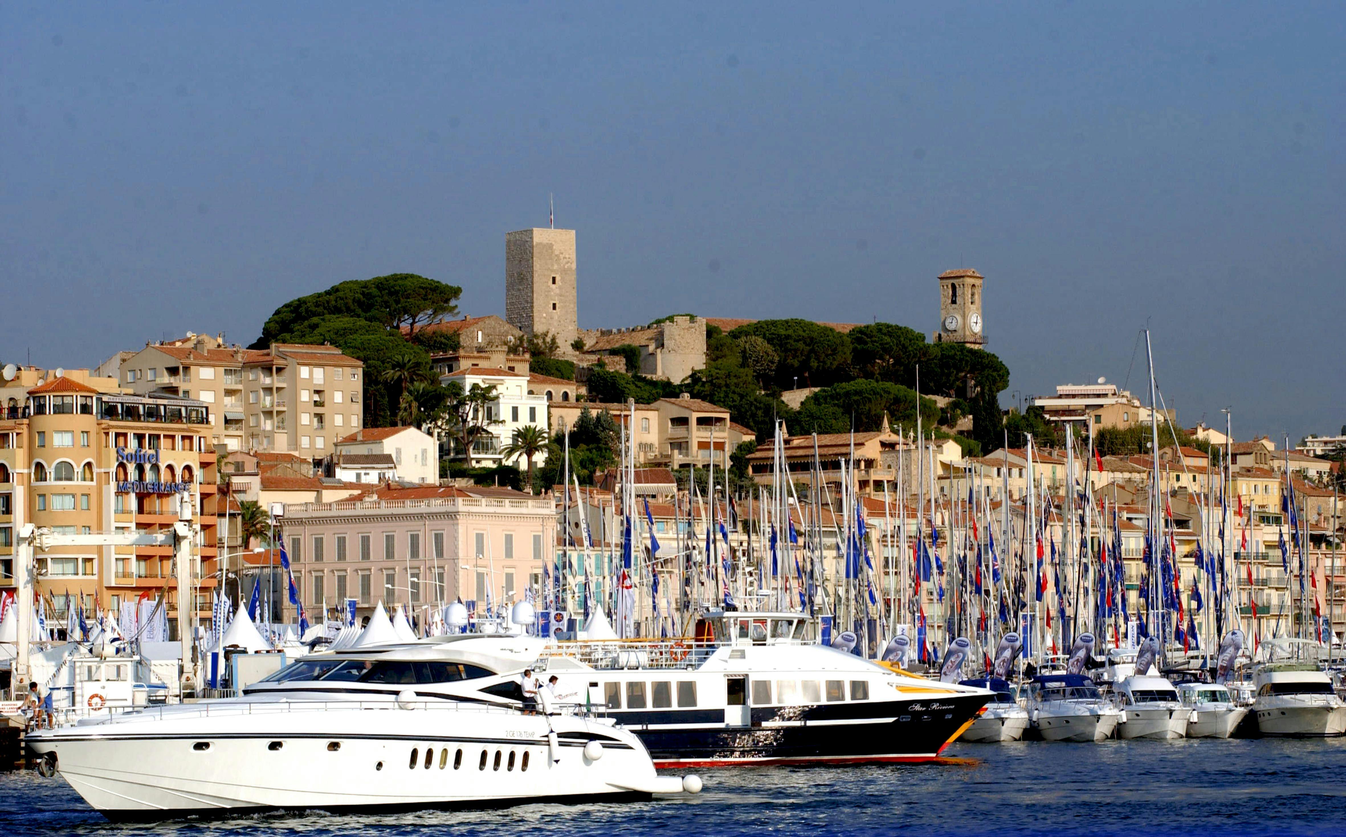 Afternoon tour of Cannes and Antibes-2