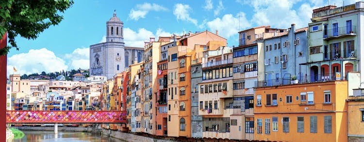Girona and Figueres tour from Barcelona with guided visit of Dalí Museum for small groups-2