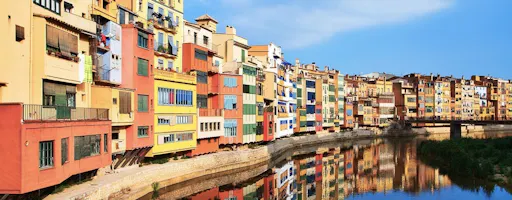 Girona and Figueres tour from Barcelona with guided visit of Dalí Museum for small groups-3