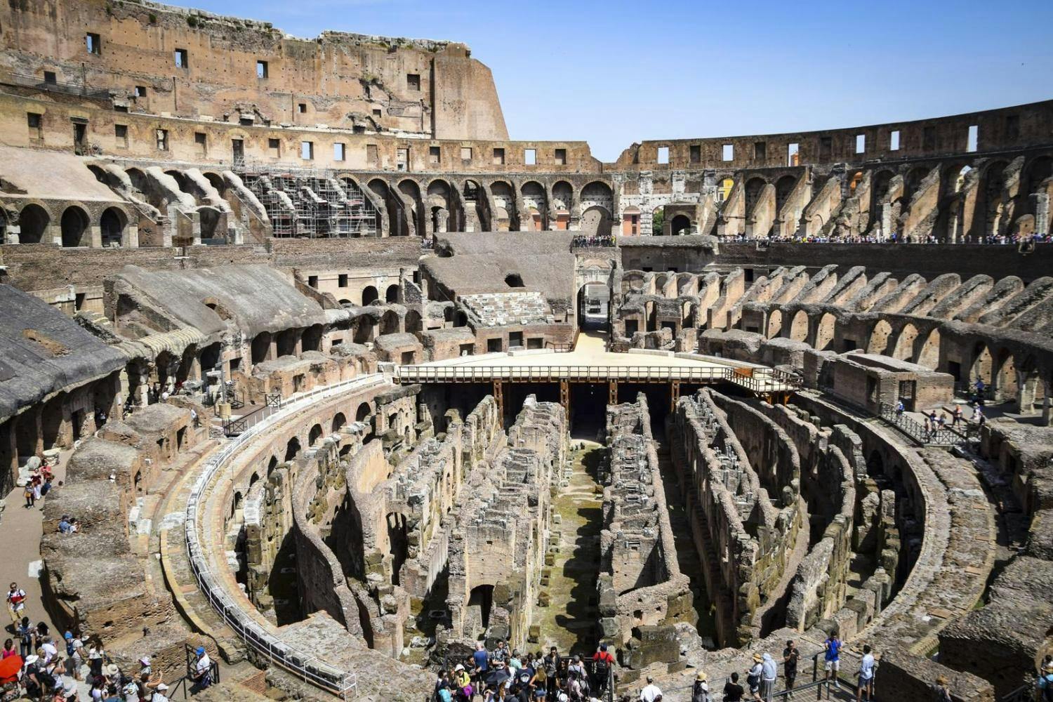 Colosseum, Palatine, Roman Forum.jpg
