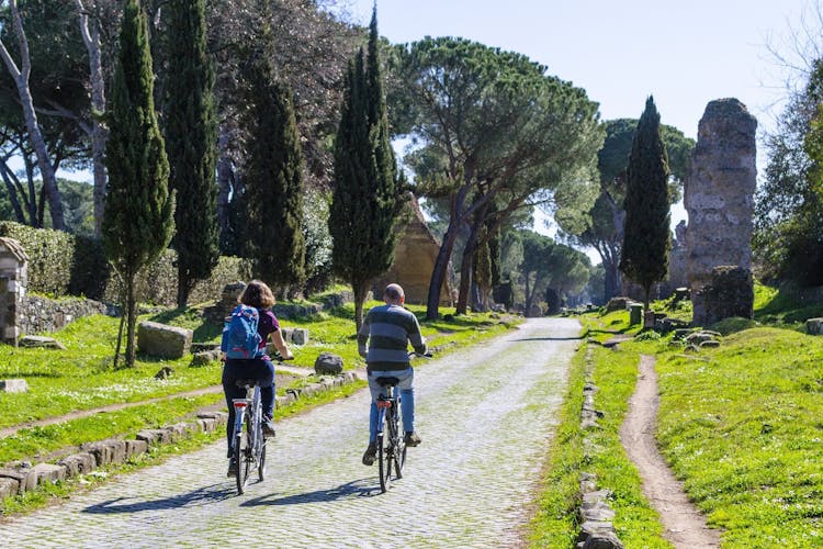 E-Bike daily rental to explore the Appia Antica park