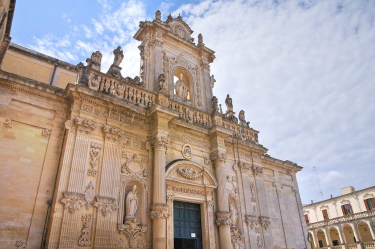 Private walking tour of Lecce with a local guide