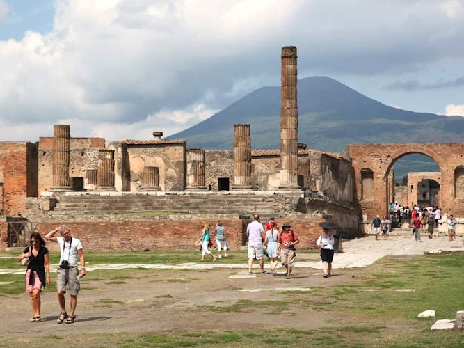 Pompeii CW.jpg
