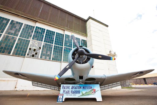 pearl harbor heroes plane.jpg