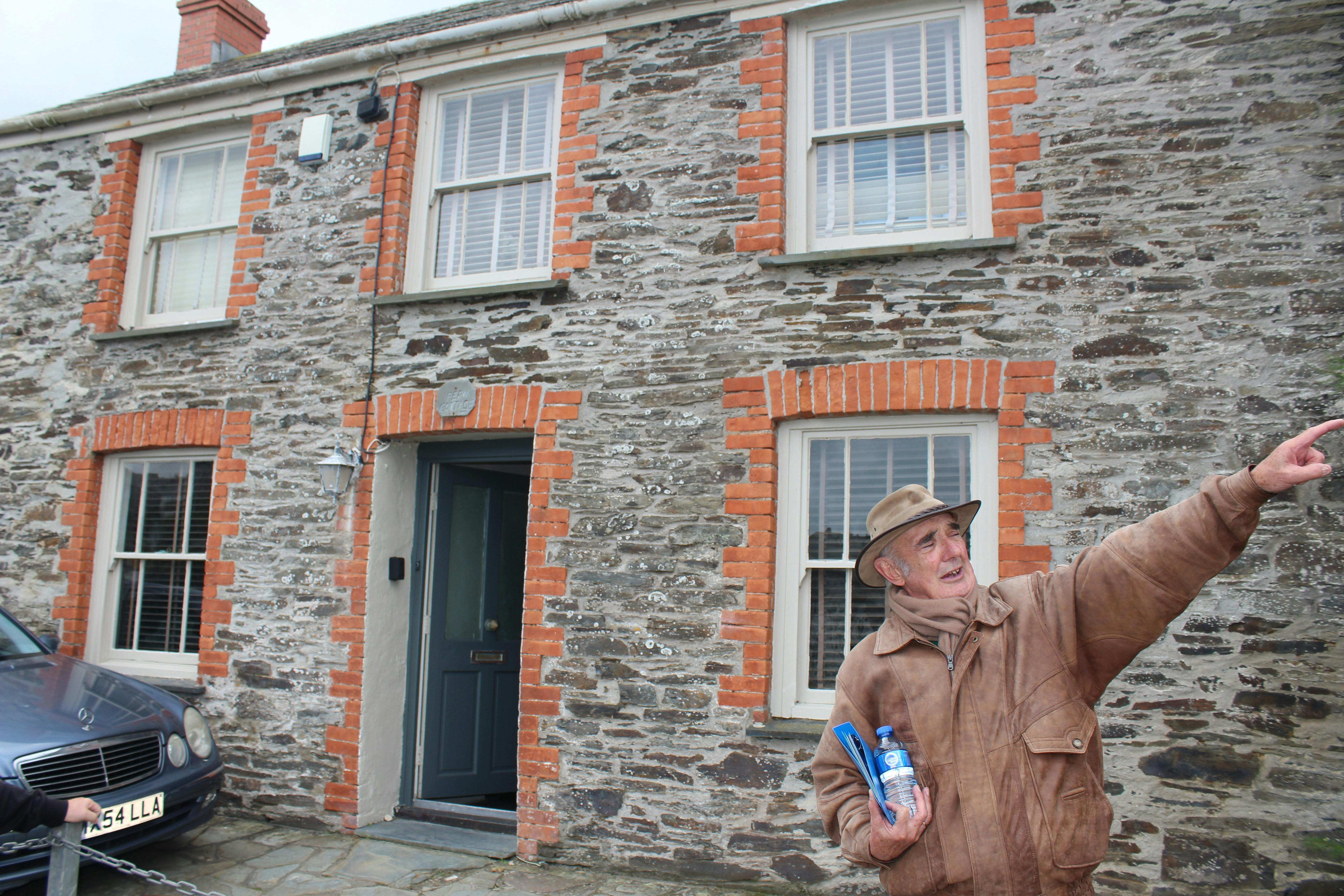 Doc Martin tour-4
