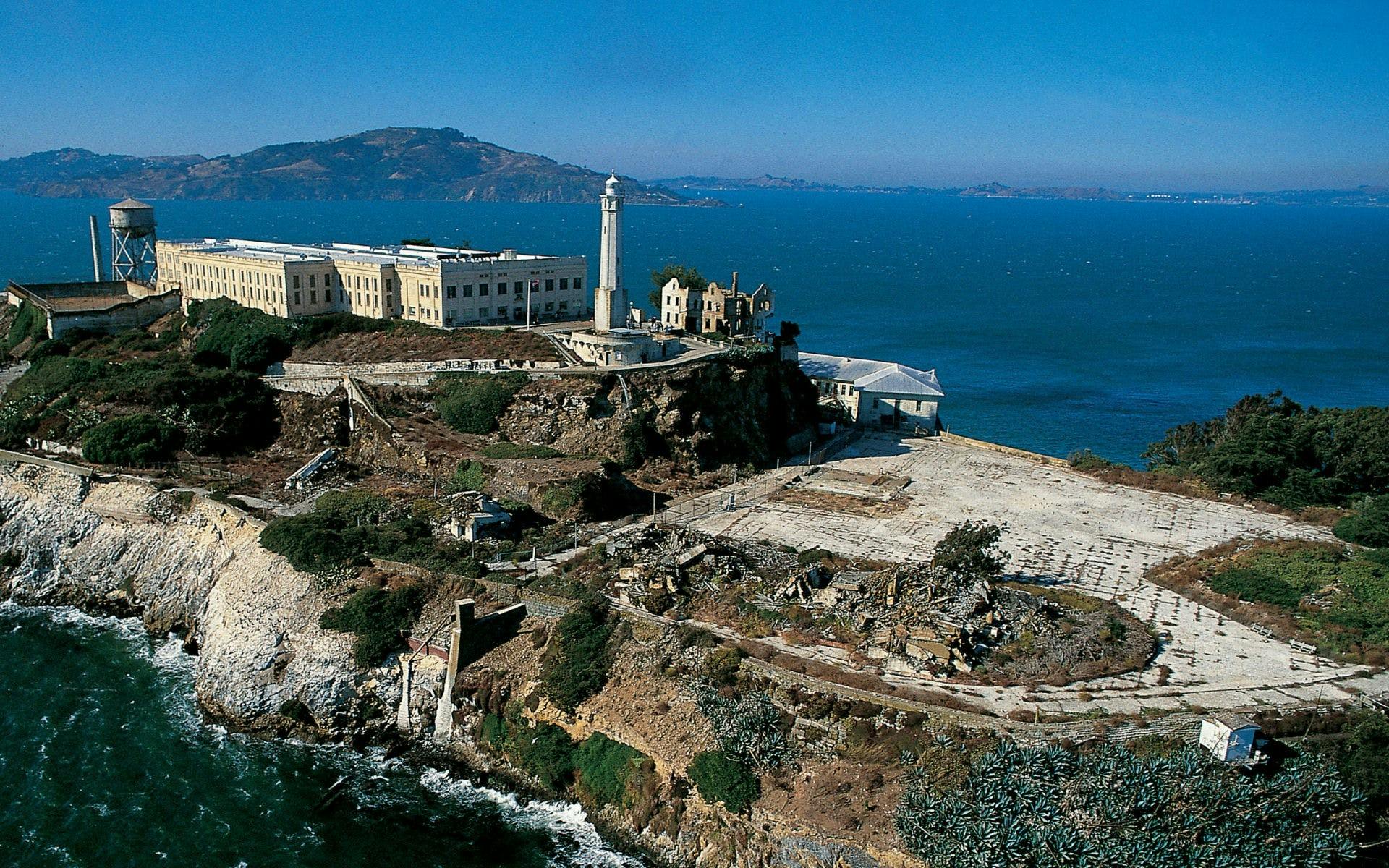 alcatraz island.jpeg