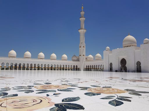 Abu Dhabi city tour with lunch from Dubai-4