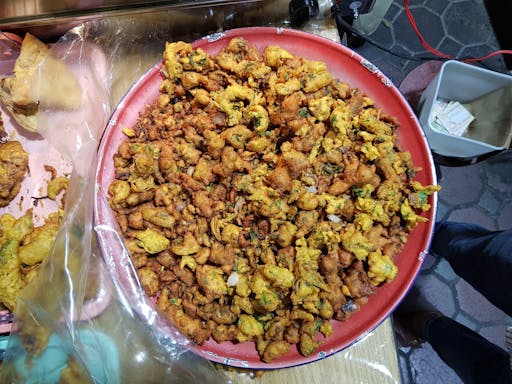Dubai street food evening tour-5