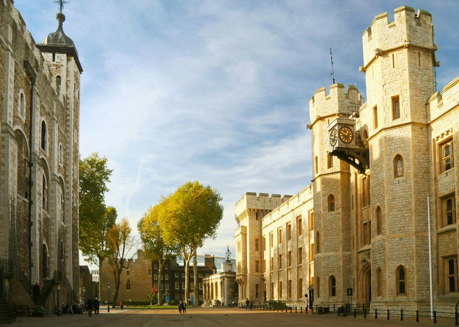 bigstock-Tower-Of-London-1434650.jpg