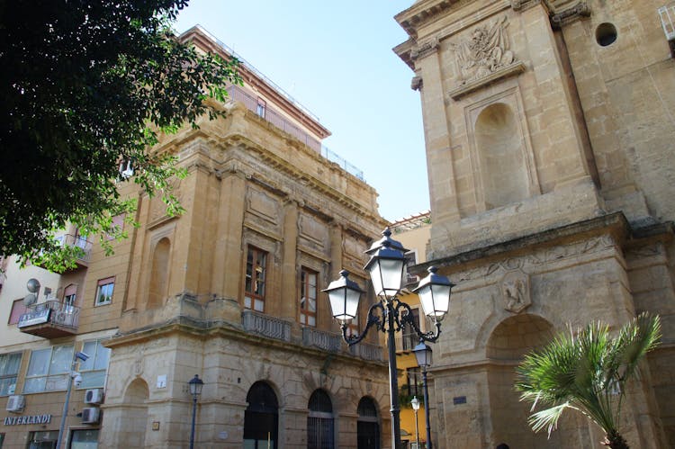 2-hour private walking tour of Baroque and medieval Agrigento