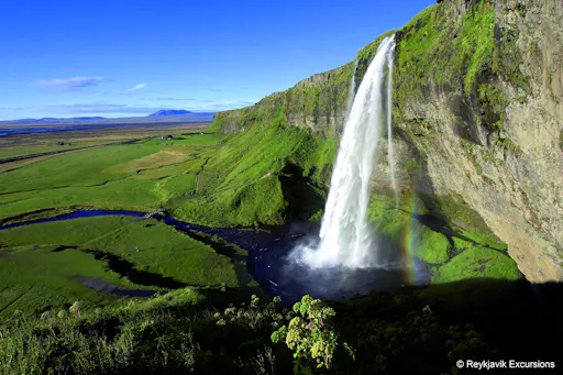 Iceland excursion Seljalandafoss.jpg