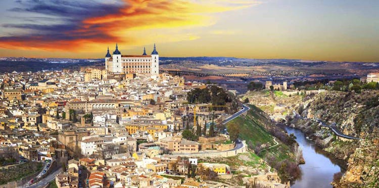 Discover Toledo, World Heritage Site, at your own pace