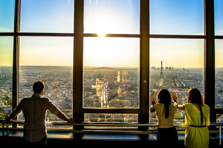 Montparnasse tower 56th floor and terrace ticket