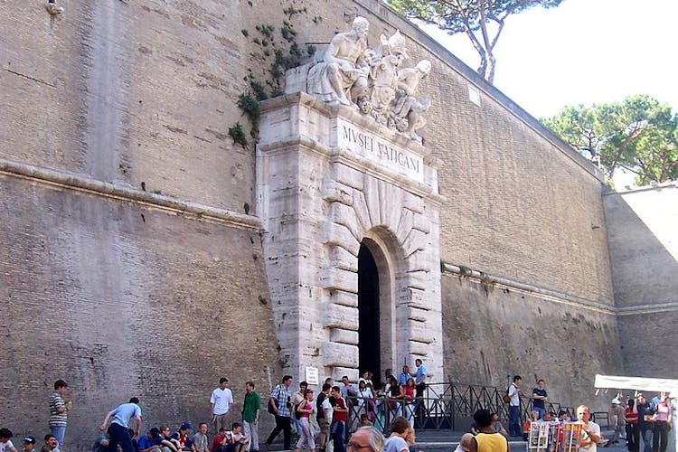 Vatican Museums skip the line tickets with escorted entry