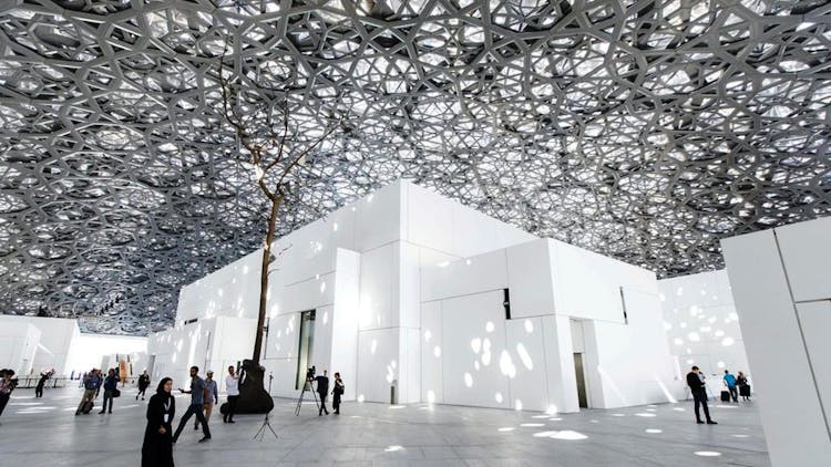 Private Louvre Abu Dhabi and Mosque visit with lunch from Dubai
