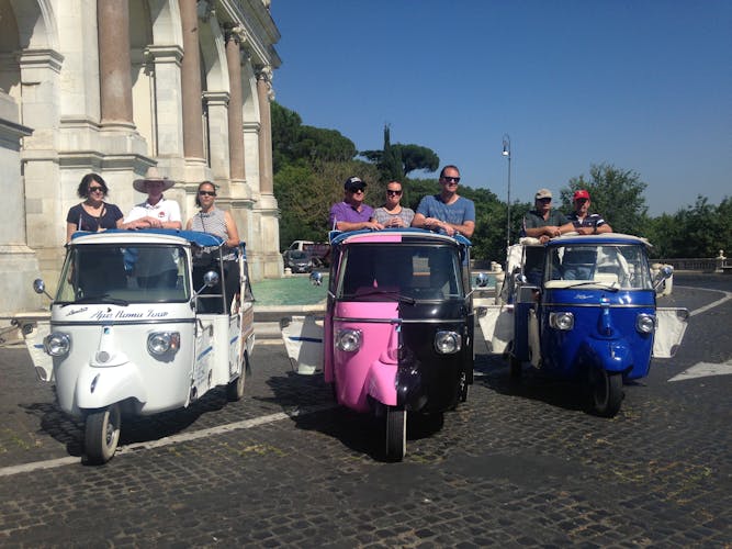 Seven hills of Rome tour by ape calessino