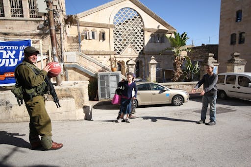 AbrahamTours_11_006.jpg
