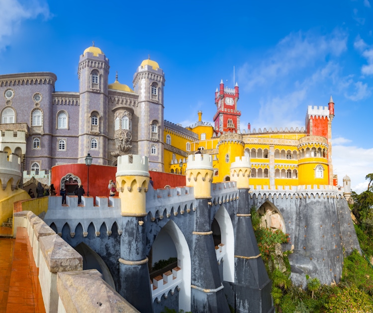 Explore the city of Sintra and visit its main attractions | musement