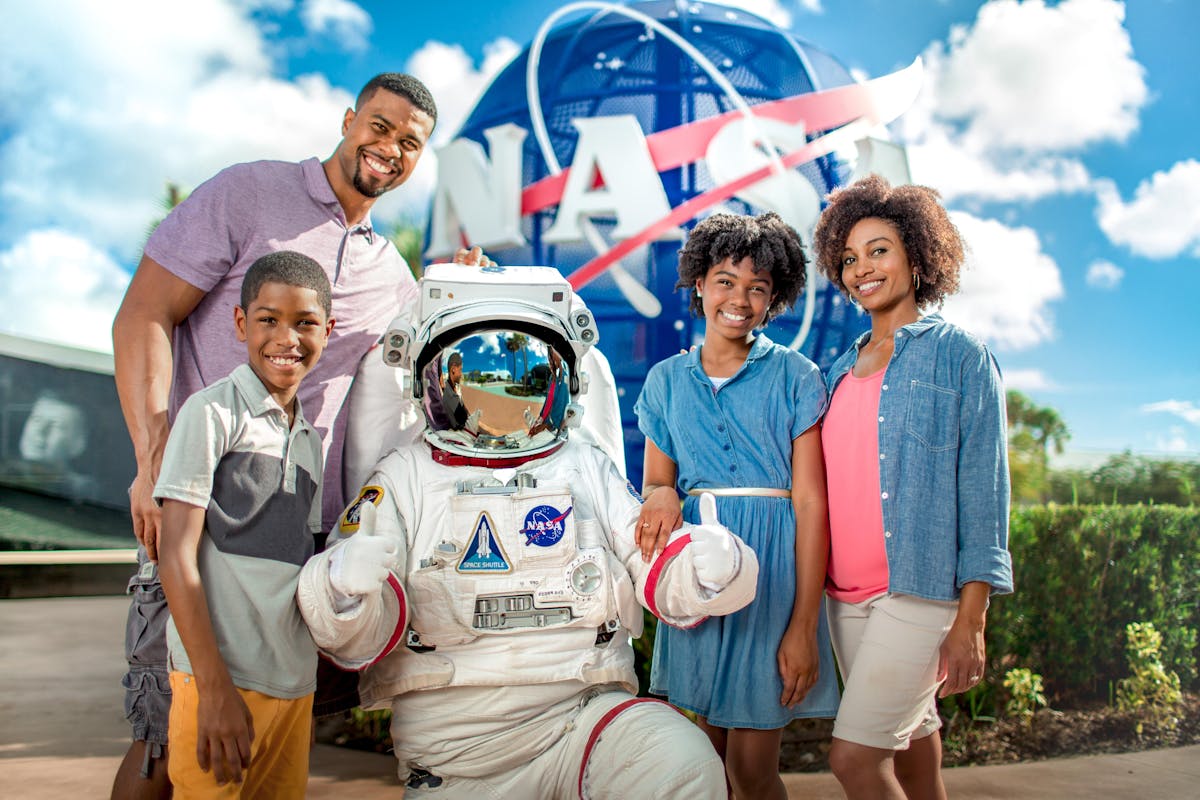 Family_Selfie_Spaceperson.jpg