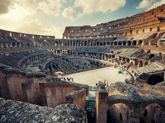Private tour of Colosseum and Roman Forum