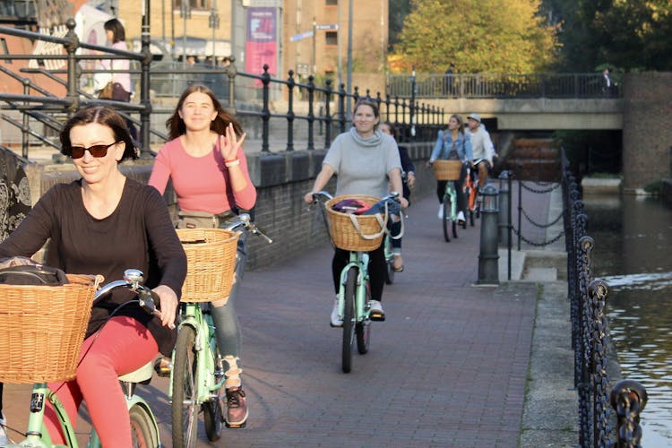 Secret bike tour of London