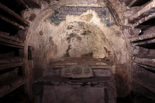 15 CATACOMBE SAN GAUDIOSO.jpg