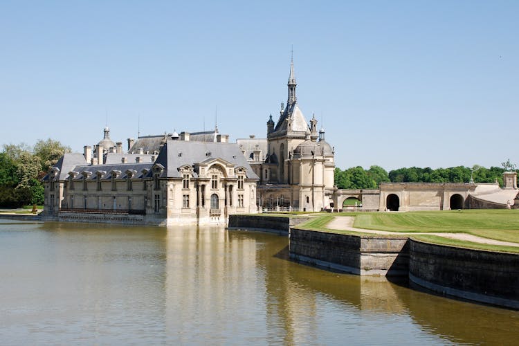 Private excursion to Chantilly  from Paris