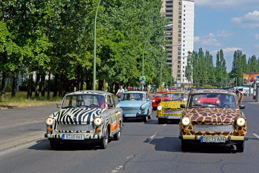 Trabi-Kolonne.jpg