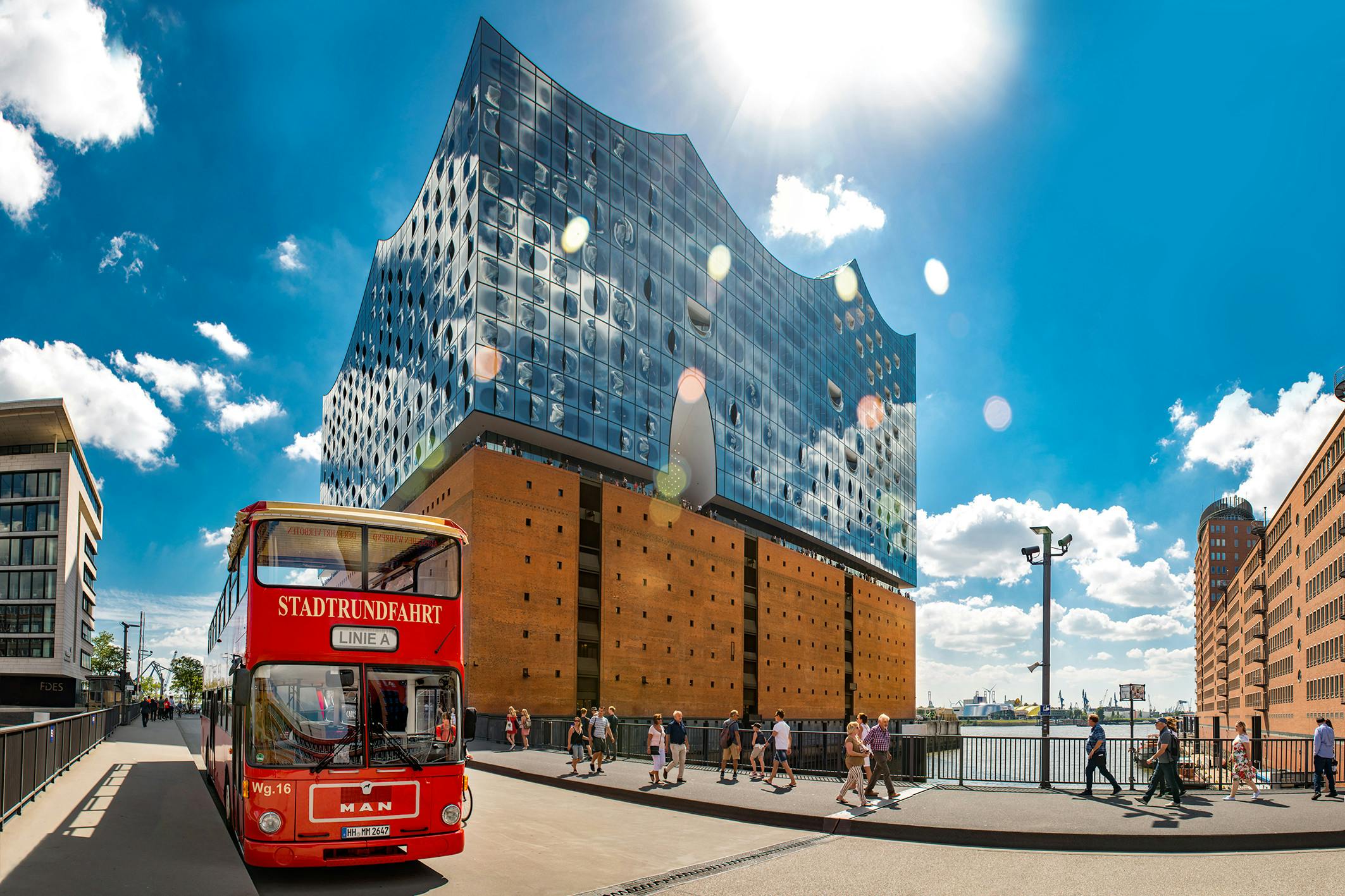 Discover Hamburg with hop-on hop-off bus, harbor and Alster cruise_Elbphilharmonie.jpg