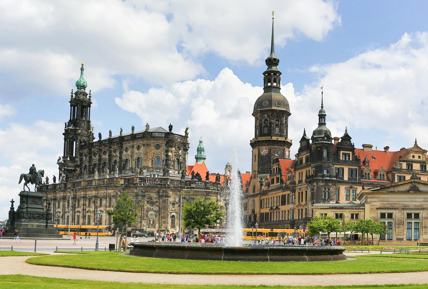 Stadtrundgang durch Dresdens historische Altstadt (3).jpg