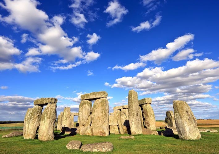 Small Group Tour to Windsor Town and Entry to Stonehenge