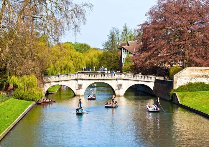 City of Oxford, Stratford and the Cotswolds with 2 course lunch