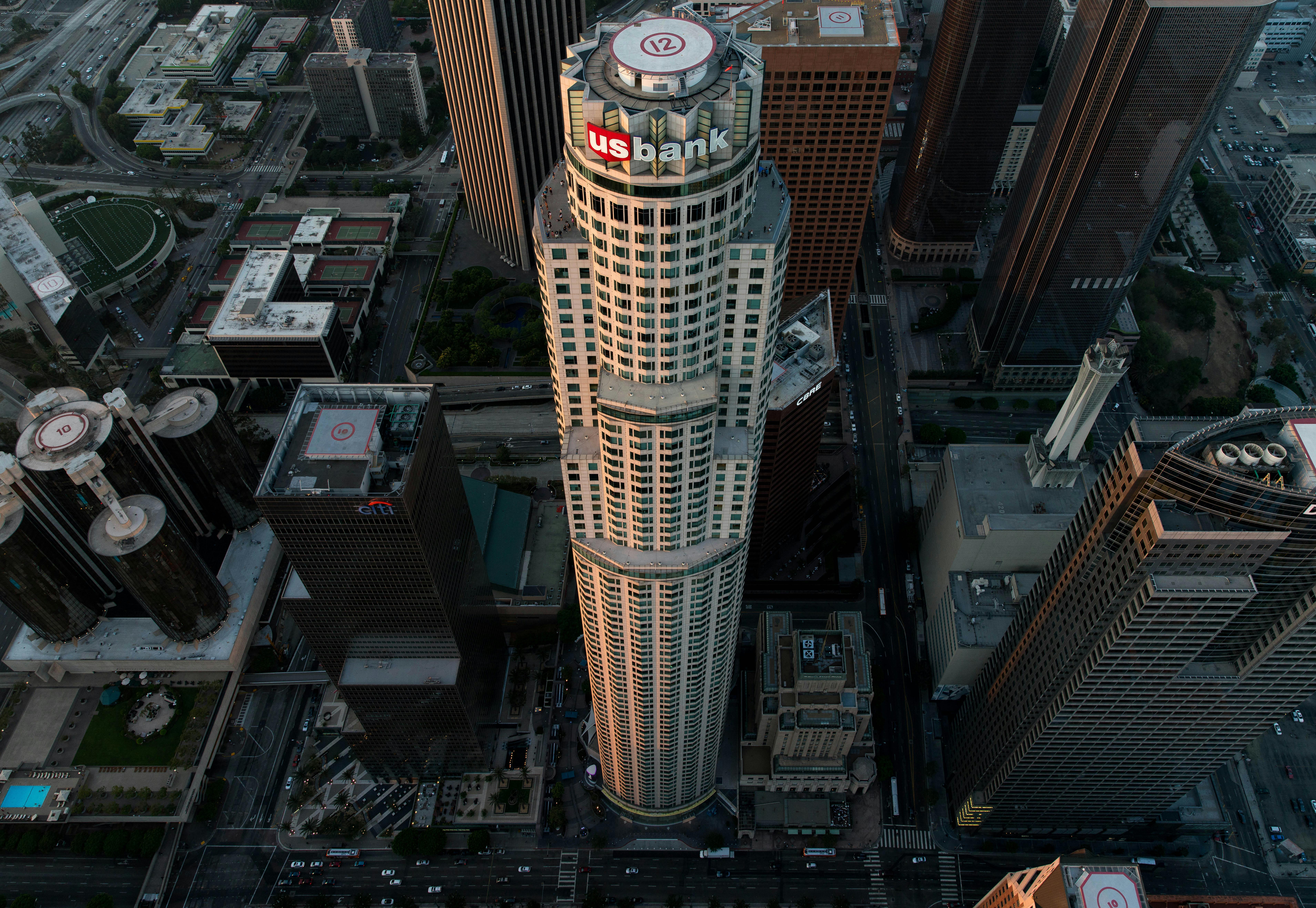 Oue Skyspace La Sip And Slide Experience