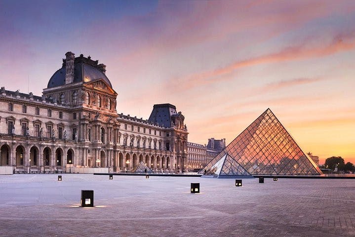 Louvre Museum Skip-the-Line Guided Tour Paris Semi-Private Tour Private Tour Babylon Tours3.jpg