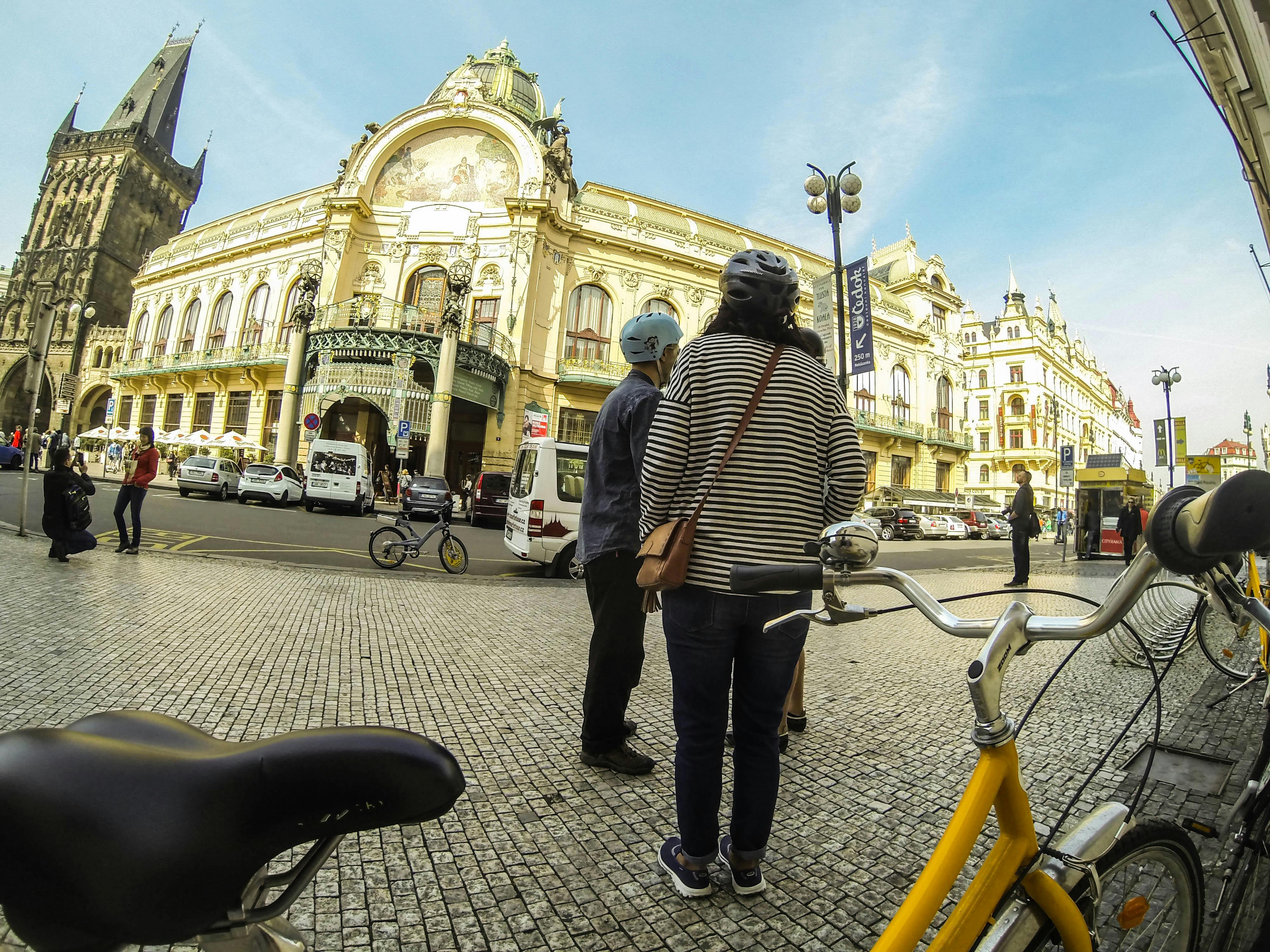 Prague sightseeing tour by bike (6).jpg