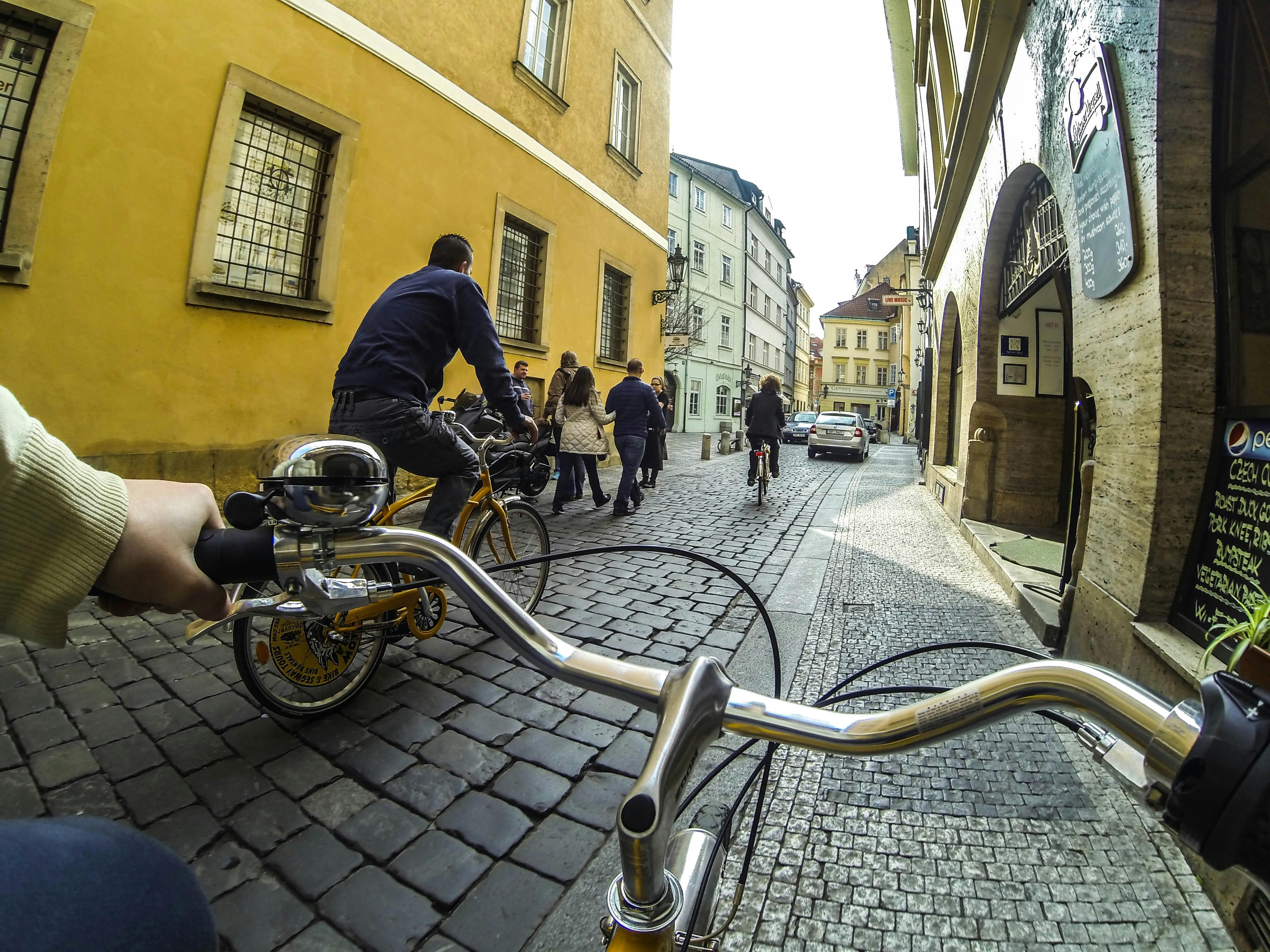 Prague sightseeing tour by bike (5).jpg