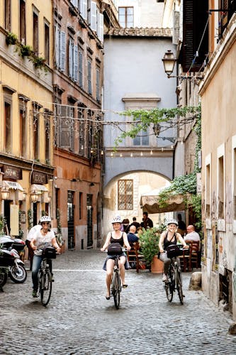 Panoramic tour of Rome with e-bike